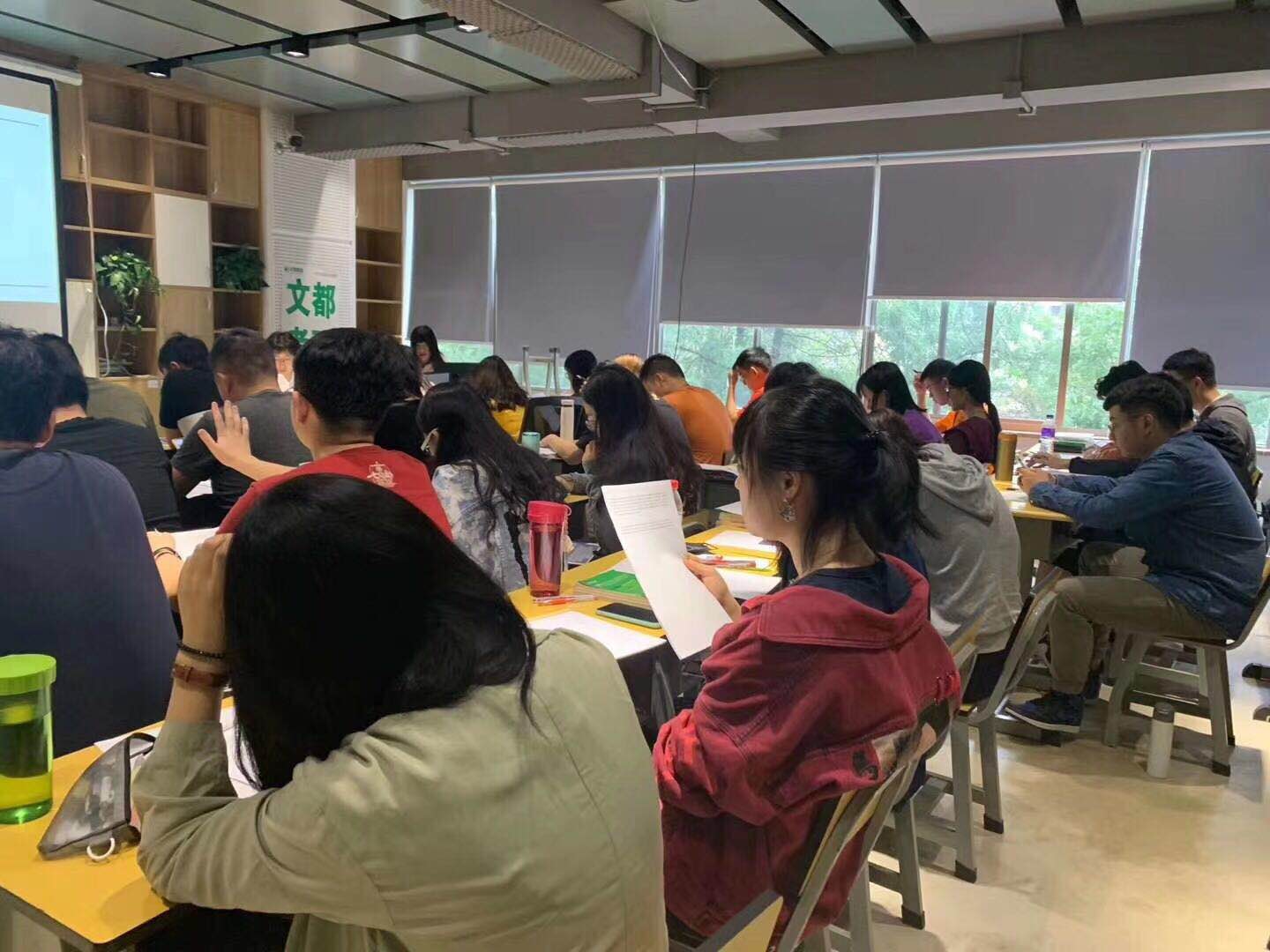 慎报！这些学校保研率太高！最高达到65%！